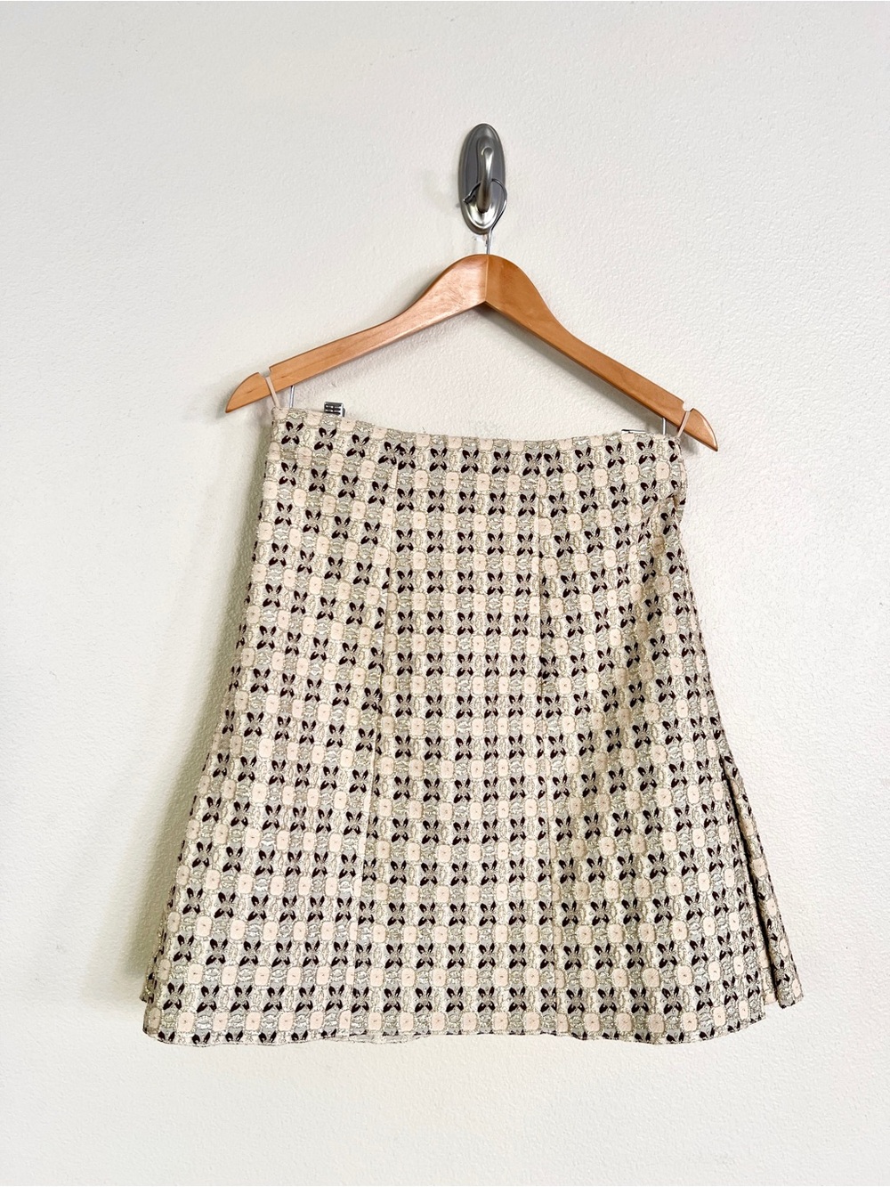 Vintage PRADA S/S 2002 Brocade Metallic Box Pleated Skirt in Gold - Picture 12 of 14